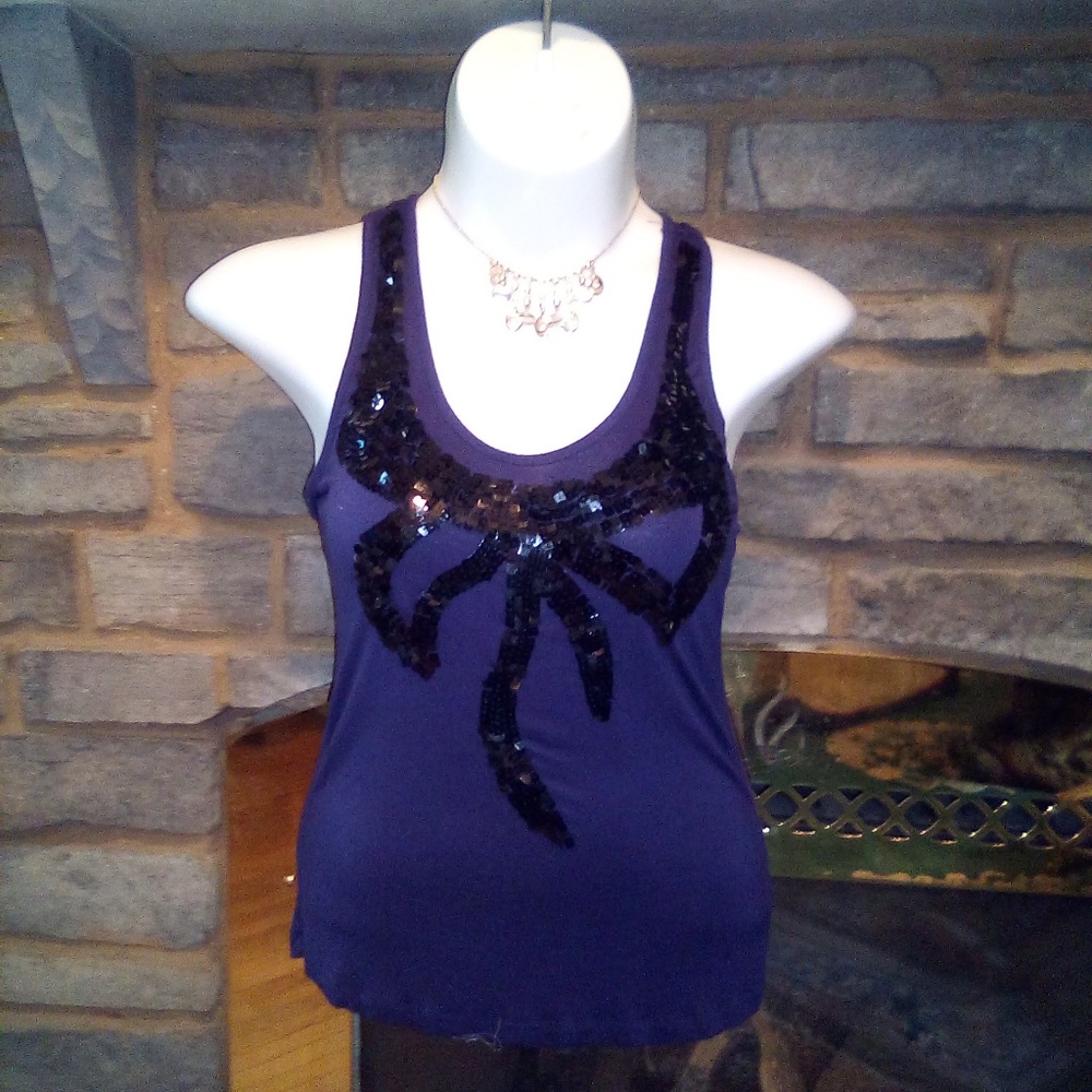 🌺 New Miley Cyrus Max Azria top 🌺